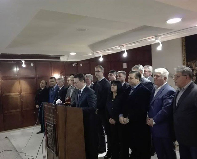 Груевски: Државата тргна одлучно да стави крај на кризата - Ова започнува со изборите на 24 април!