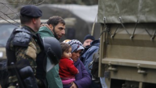 Мигрантите кои илегално влегоа во Македонија депортирани во Грција