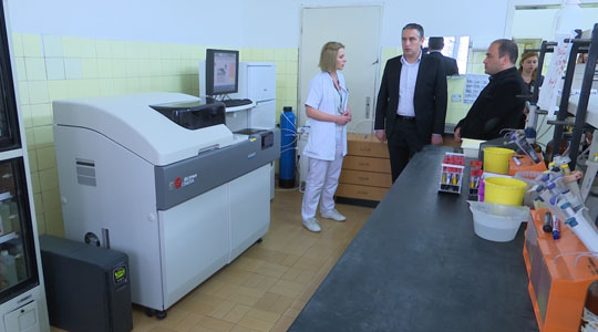 Тодоров ги посети Општата болница и Здравствениот дом во Кочани
