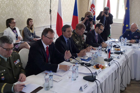 Вишеградската четворка објави план за распоредување на војски во балтичките држави